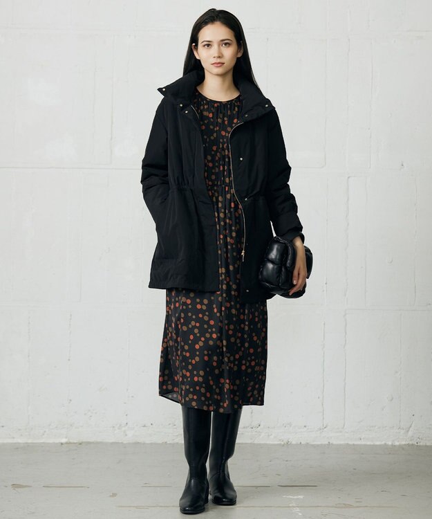 自由区 L 【17号サイズまで展開・カタログ掲載】マイクロタッサーダウンスタンドカラー コート ブラック