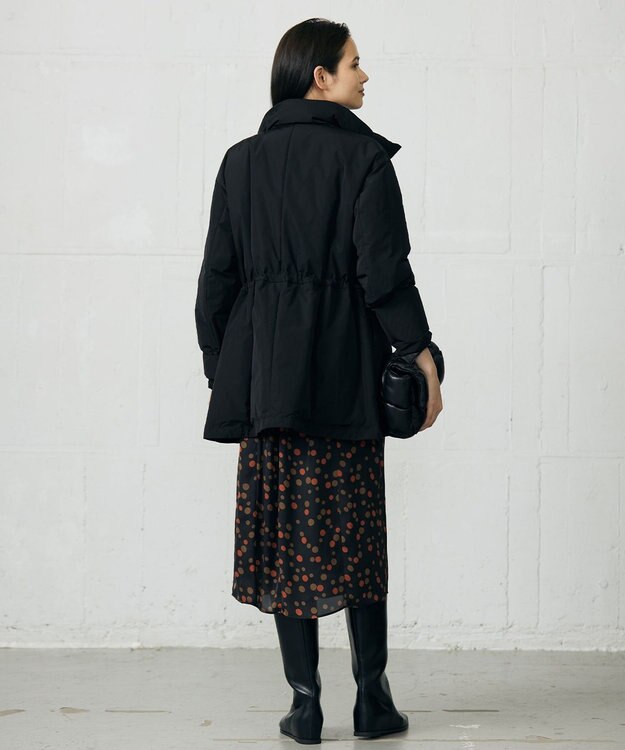 自由区 L 【17号サイズまで展開・カタログ掲載】マイクロタッサーダウンスタンドカラー コート ブラック