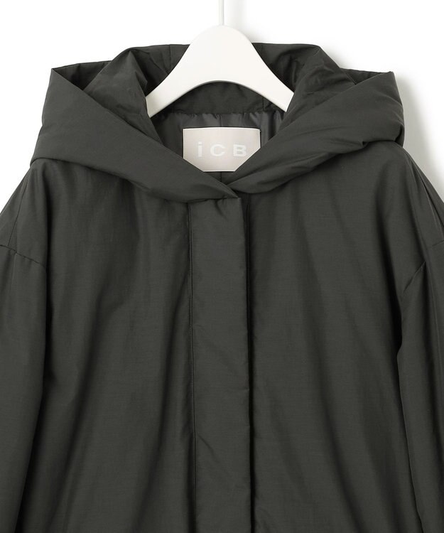 ICB 【WEB限定カラーあり・撥水加工】ADSダウン フーデットミドル丈コート チャコールグレー系