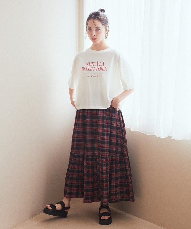 earth music&ecology 【接触冷感/洗濯機可】ＮＵＩＴＡ　ＬＡ　ＢＥＬＬＥ　ＥＴＯＩＬＥショートＴ Off White