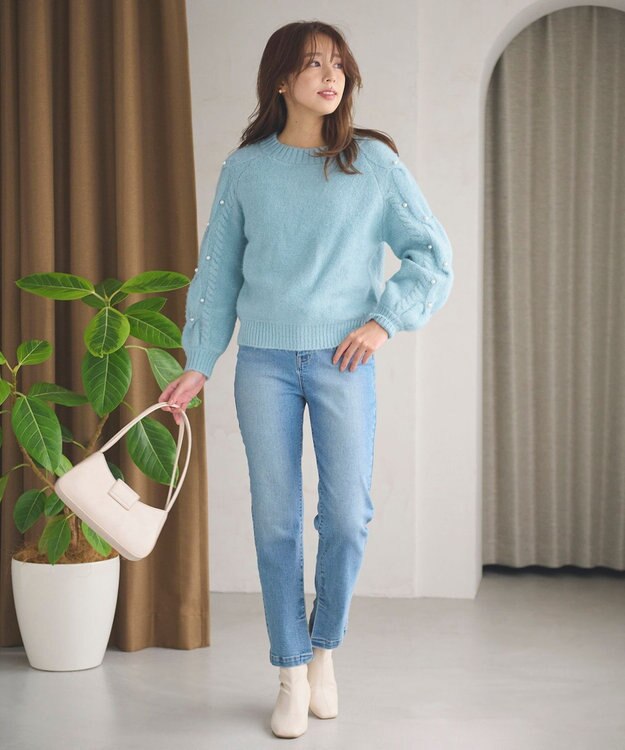 Feroux 【洗える】パールスリーブ ケーブルニット グリーン系