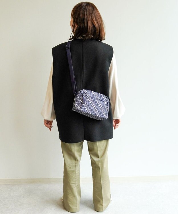 ACE BAGS & LUGGAGE hiromichi nakano フェズリ ショルダーバッグ  17521 ヒロミチナカノ ネイビー（ジオメトリック）