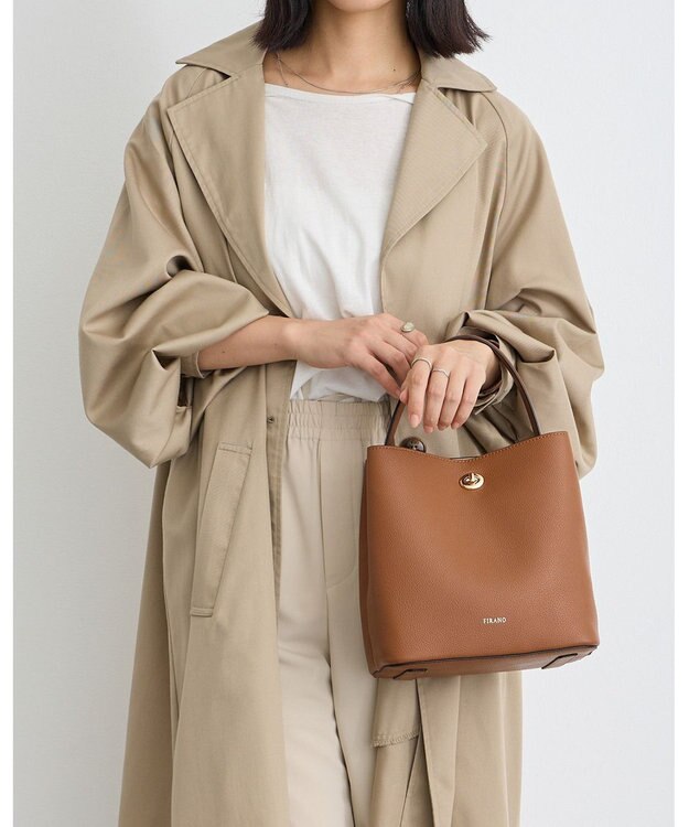MioFIRANO ツイストロックボックスハンドバッグ 3WAY　FIRANO フィラノ CAMEL