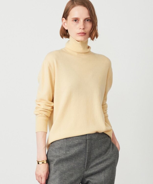 BEIGE， ENSIS / ハイネックニット Maize