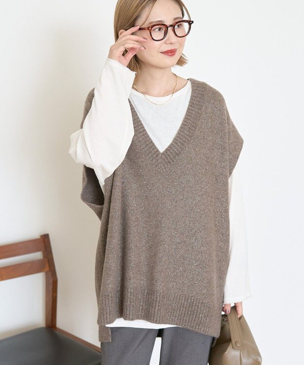 AMERICAN HOLIC ラメ入りＶネックニットベスト Mocha