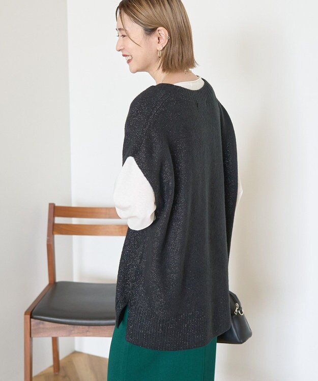 AMERICAN HOLIC ラメ入りＶネックニットベスト Black