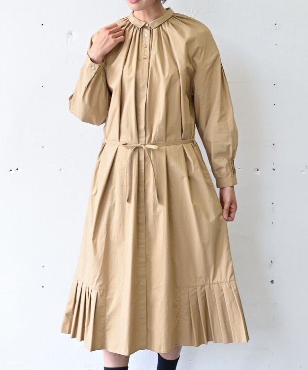 muuc 〈オーガニックコットン〉〈コットンブロード生地〉〈カラーにより異なる生地〉〈通年着られる〉コットン裾プリ ーツ 前開き ワンピース ベージュ