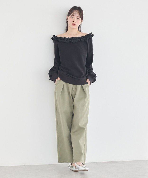 earth music&ecology フリルオフショルウラケスウェット Black