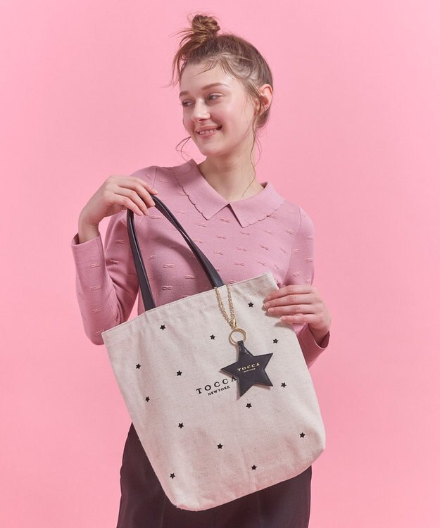 TOCCA 【chayさん着用】【WEB＆一部店舗限定・A4サイズ対応】LUCKY TWINKLE CANVASTOTE キャンバストートバッグ アイボリー系