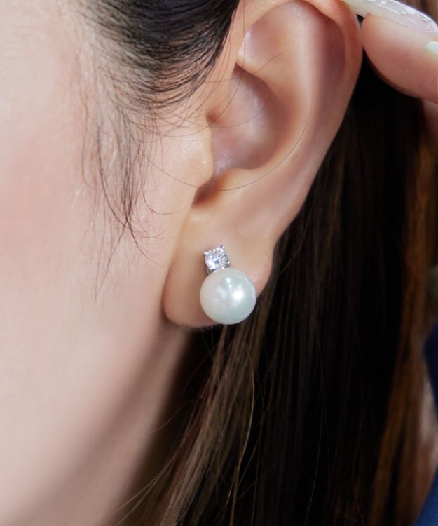 Tiaclasse 【選べる2TYPEデザイン】【金属アレルギー対応】 【養殖パール】  ワンポイントパールピアス＆イヤリング イヤリング：シルバー