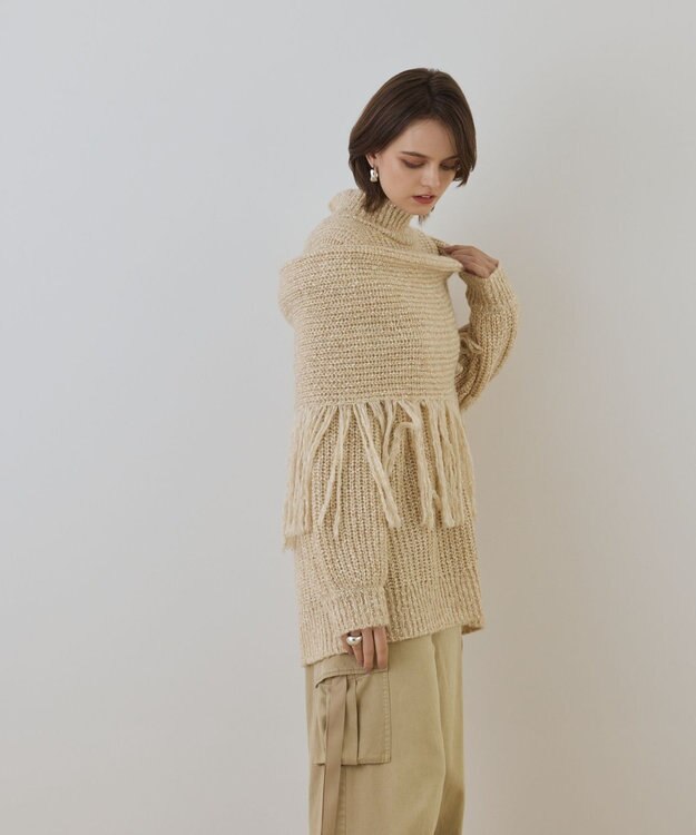 GRACE CONTINENTAL フリンジケープニットトップ キナリ