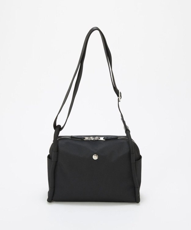 TOPKAPI 【Breath TOPKAPI】コードチャーム付き ショルダーバッグ ブラック