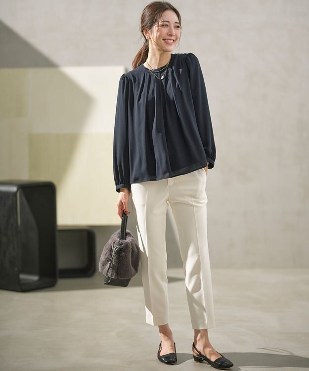 組曲 L 【WEB限定】ジョーゼットシフォン タックブラウス ネイビー系
