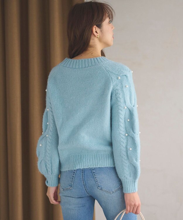 Feroux 【洗える】パールスリーブ ケーブルニット グリーン系