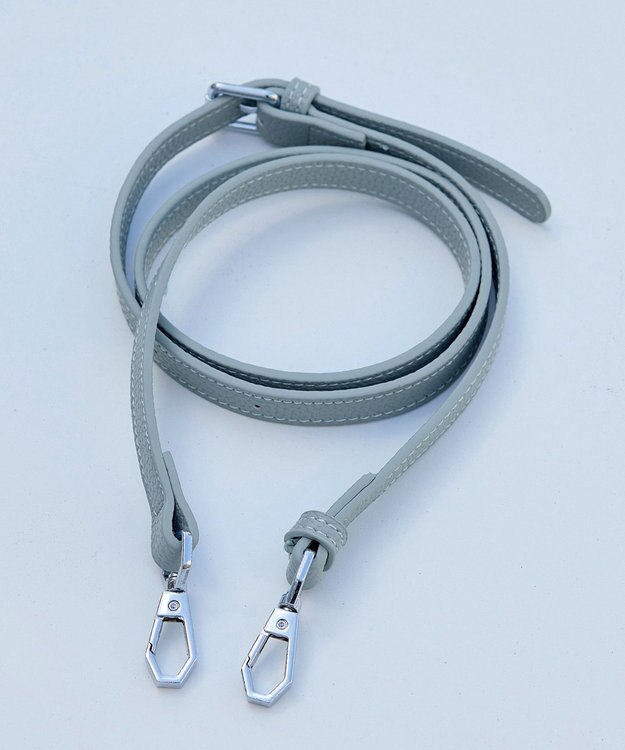 Tiaclasse 【安田美沙子さん着用・ポーチ・ショルダー紐付き】フラワーカットフェイクレザーバッグ サックス