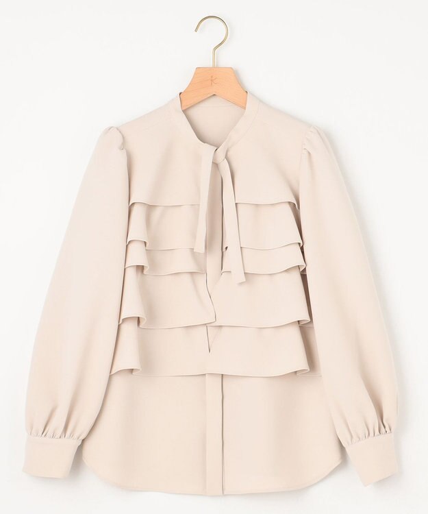 組曲 【KUMIKYOKU NAVY】コンフォータブルドレープ フリルブラウス サンドベージュ系