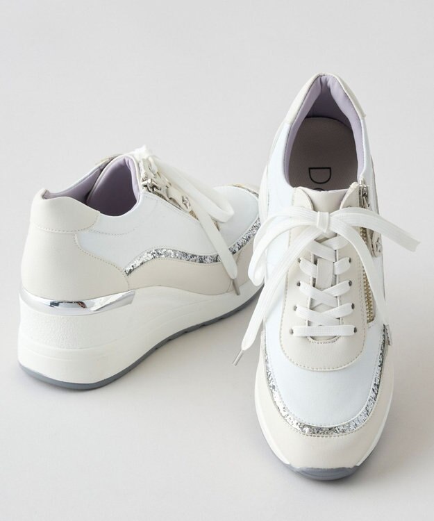 Dominic3 ヒールアップ グリッタートリム サイドジップスニーカー ホワイト