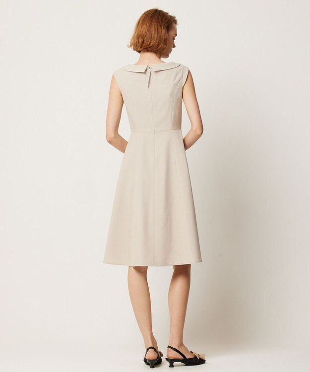 TOCCA 【消臭・吸水速乾・洗える】SUMMER ENTRANCE 襟付きドレス ベージュ系