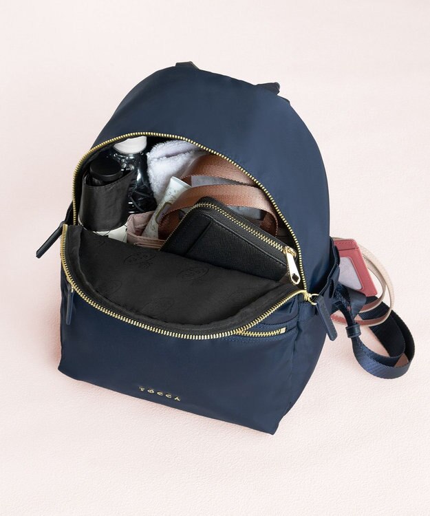 TOCCA 【八木アリサさん着用】SMALL TRAVELING BACKPACK バックパック ネイビー系