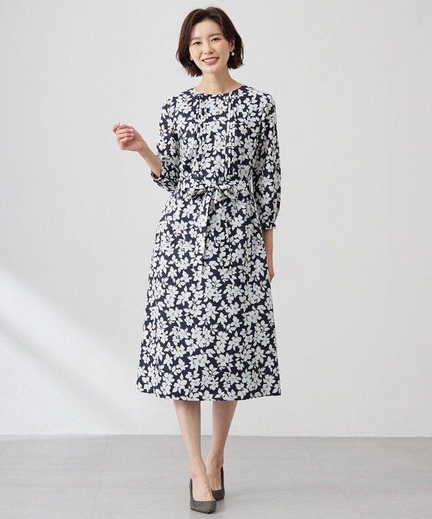 J.PRESS LADIES 【洗える】スパンフラワープリント  ワンピース ネイビー×オフ系
