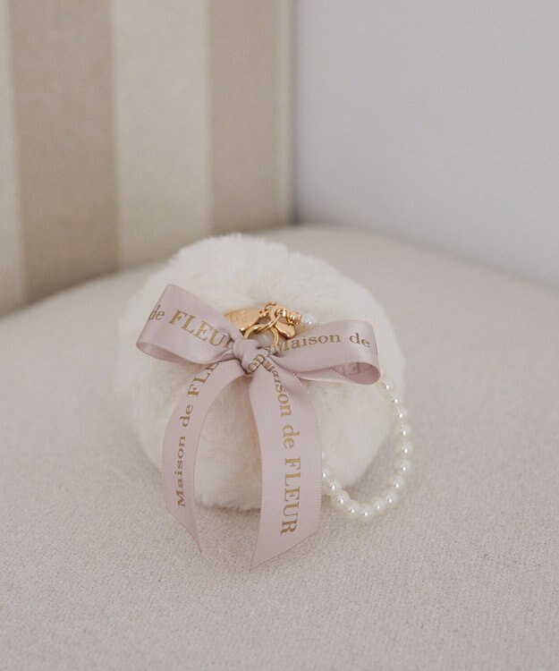 Maison de FLEUR パールチェーンファーチャーム Off White