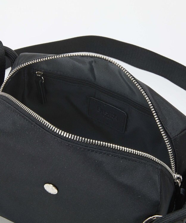 TOPKAPI 【Breath TOPKAPI】コードチャーム付き ショルダーバッグ ブラック