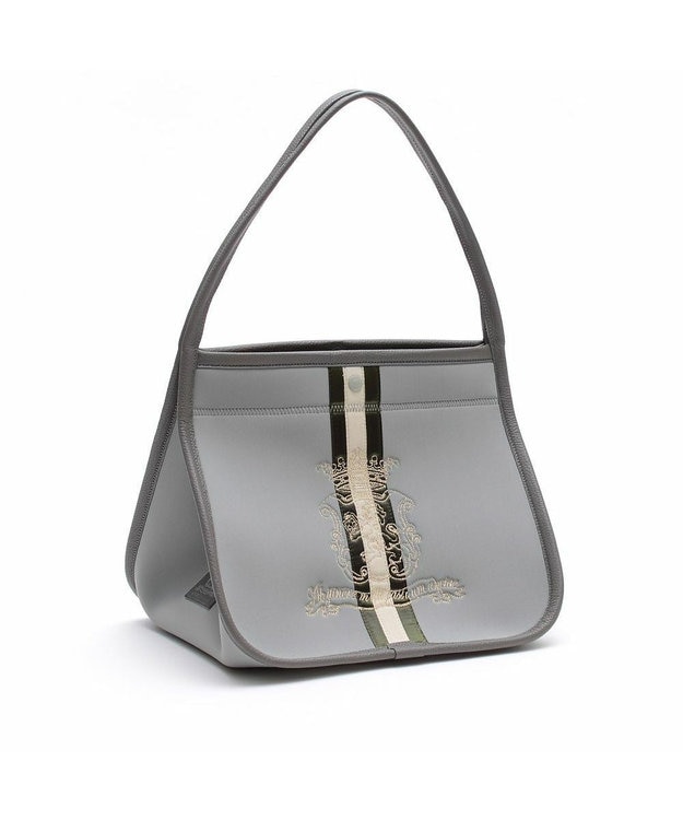 A.D.M.J. ドラマ「続・続・最後から二番目の恋」(フジテレビ)着用　マジックライト/センターリボンベルボトムトートL グリス