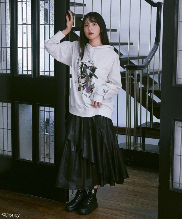 earth music&ecology ナイトメア／アソートプリントパーカー Oatmeal