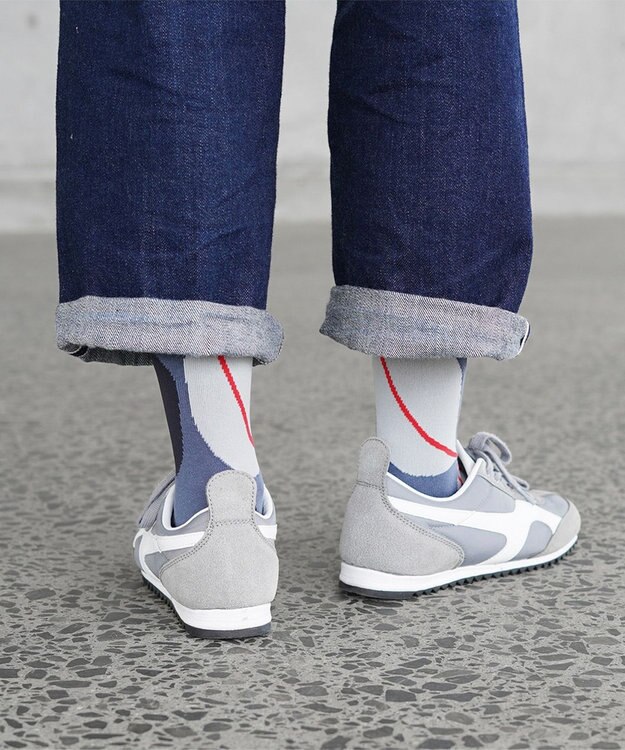 nitorito 【UNISEX】米沢オリジナル柄 nuts 靴下 black