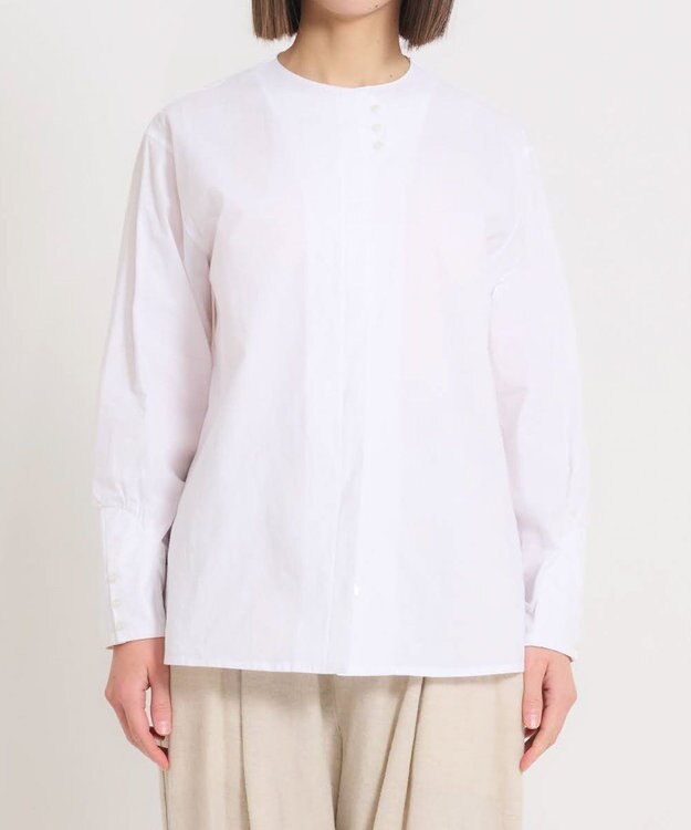 muuc 〈遠州織物の工場で織られた上質なコットン生地〉〈通年着られる〉ノーカラーブラウス