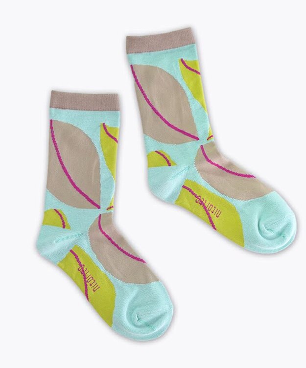 nitorito 【UNISEX】米沢オリジナル柄 nuts 靴下 yellow