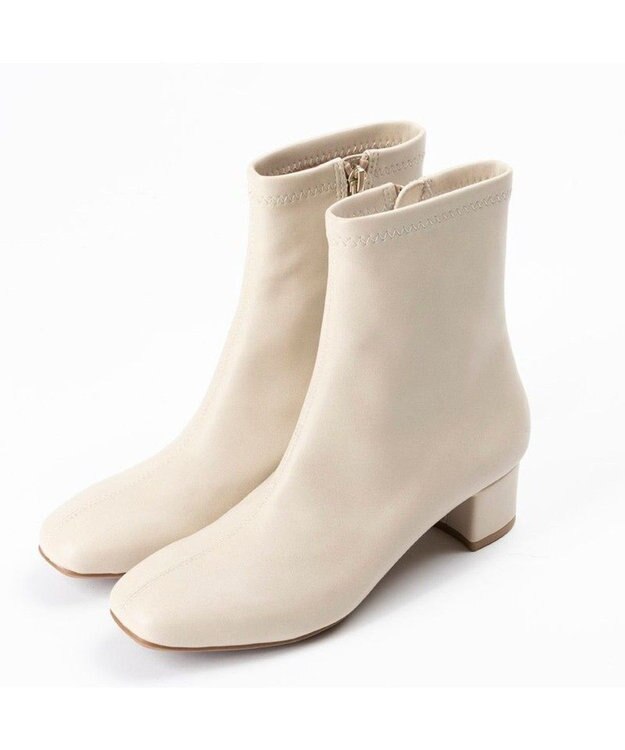 AcureZ スッキリシルエットのプレーンデザイン「生活防水×スタイリッシュブーツ」 アイボリー