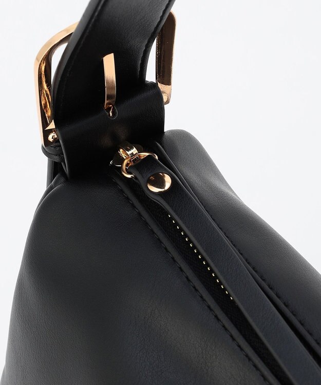 LA BAGAGERIE 【maison vert】 【チェーンチャーム・ミニポーチ付き】2WAYベルトワンショルダー ブラック
