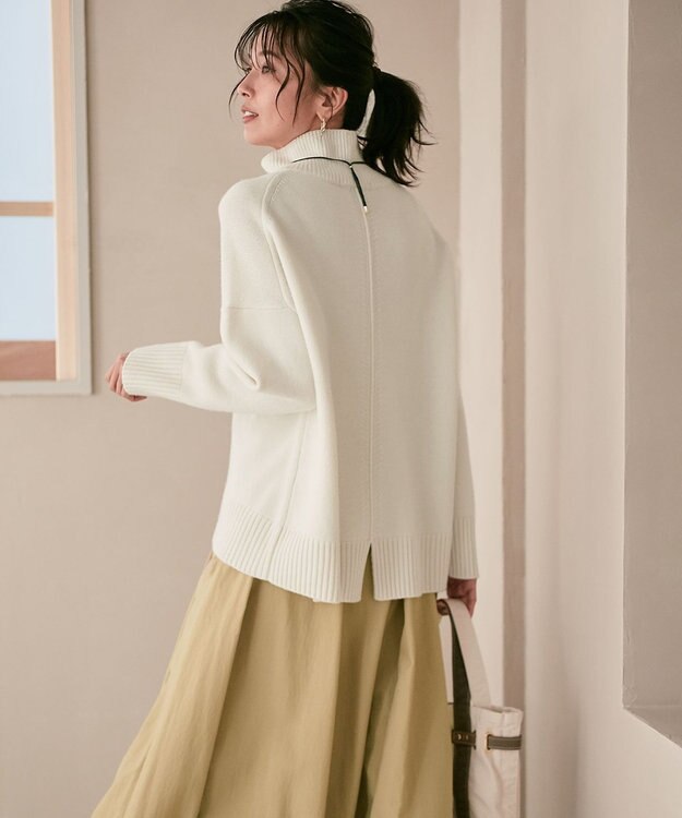 23区 L 【好評につき新色追加/CLASSY.1月号掲載】ウールカシミヤブレンド スタンドネック ニット アイボリー系