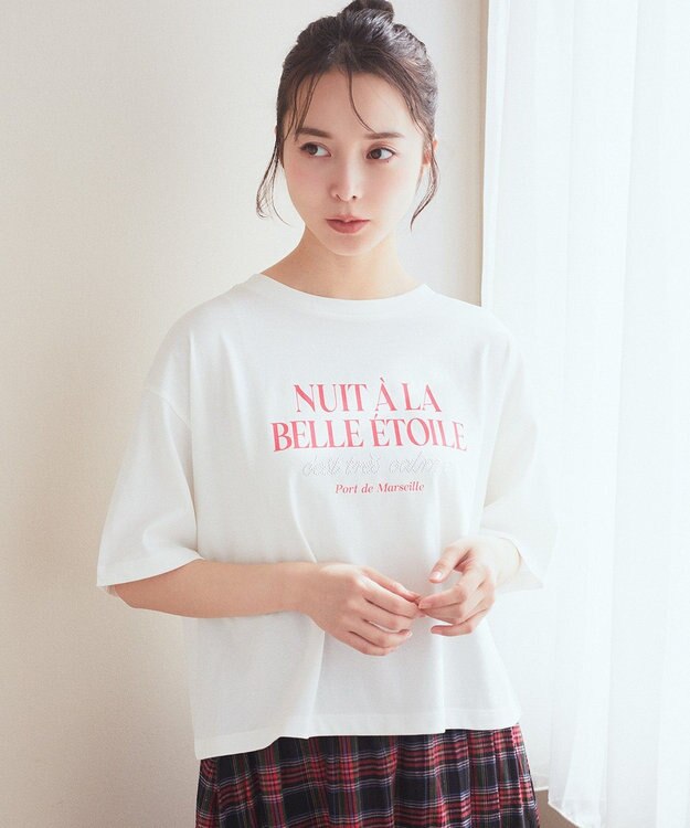 earth music&ecology 【接触冷感/洗濯機可】ＮＵＩＴＡ　ＬＡ　ＢＥＬＬＥ　ＥＴＯＩＬＥショートＴ Off White