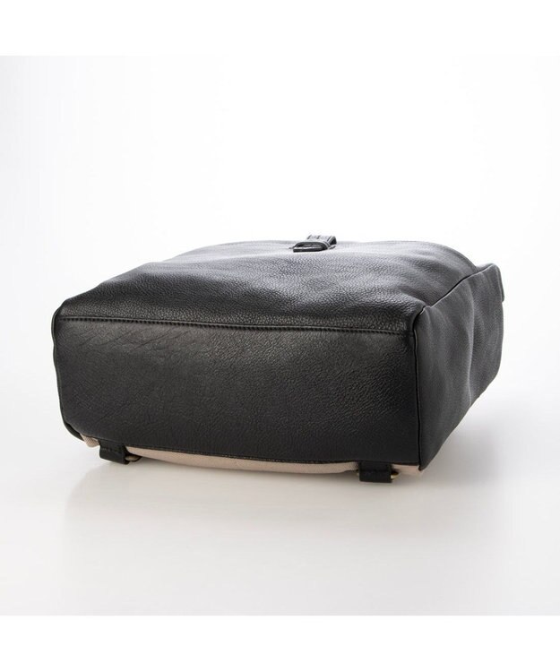 UNBILLION アトランタ ATLANTA / 牛革スクエアリュック ブラック