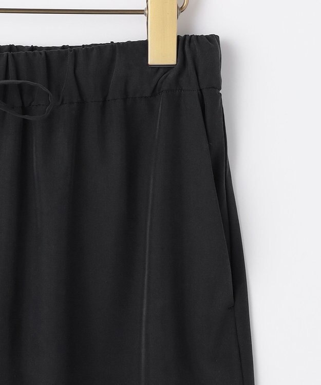 組曲 【先行予約】スムースクロス テーパードパンツ ブラック系