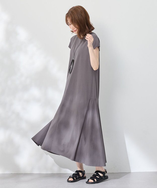 ANY 【洗濯機可】フレンチスリーブワンピース チャコール