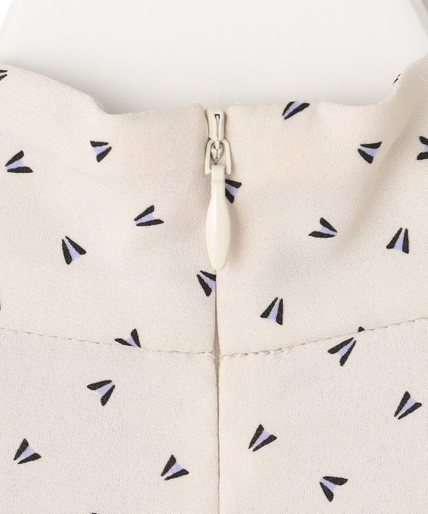 23区 L 【洗える】トライアングルプリント ネックデザイン ブラウス ベージュプリント