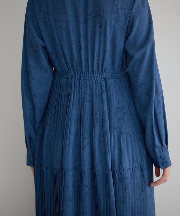 YECCA VECCA ラインボタニカル柄プリーツワンピース Blue