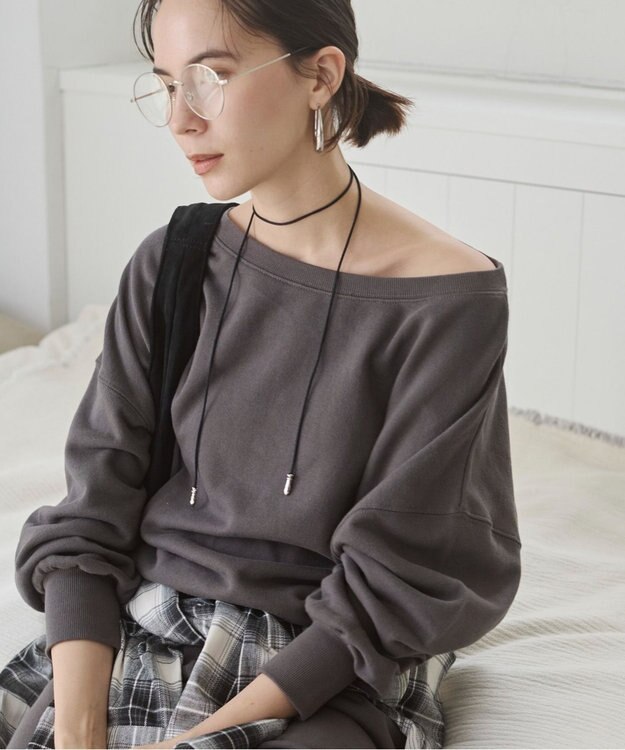 WEGO 【ANGIE VINTAGE/SETUP対応アイテム】オフショルダー裏毛スウェット スミクロ