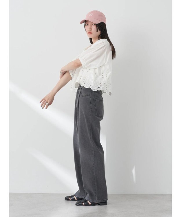 earth music&ecology エンブロイダリープルオーバー Off White