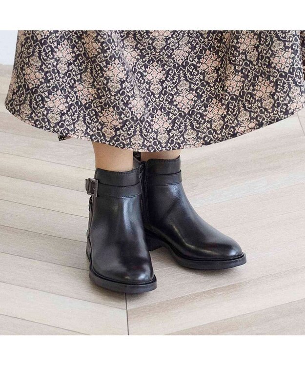 ing <ing>【WEB限定】クロスベルトデザインショートブーツ ブラック