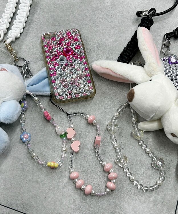 WEGO ビーズストラップキーホルダーC 柄1