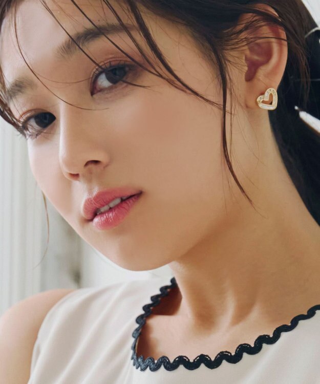 Tiaclasse 【金属アレルギー対応】ハートモチーフピアス ゴールド