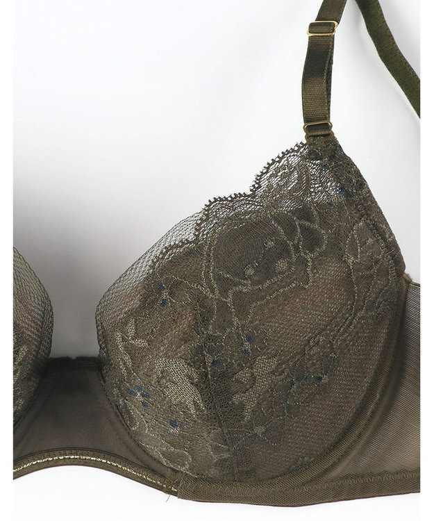 Wing 【SHIHOさん着用】 ブラジャー 自分のからだに合うフィット感 バストになじみやすい 背中すっきり 【マッチミーブラ】 ブラ KB2004 ウイング／ワコール オリーブ