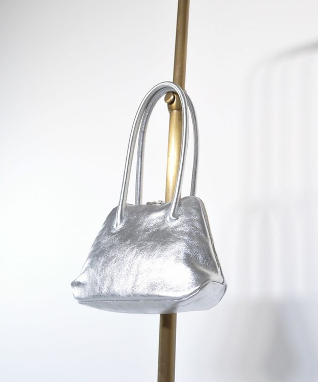 blancle メタリックレザー 舟形ボストンバッグ SILVER