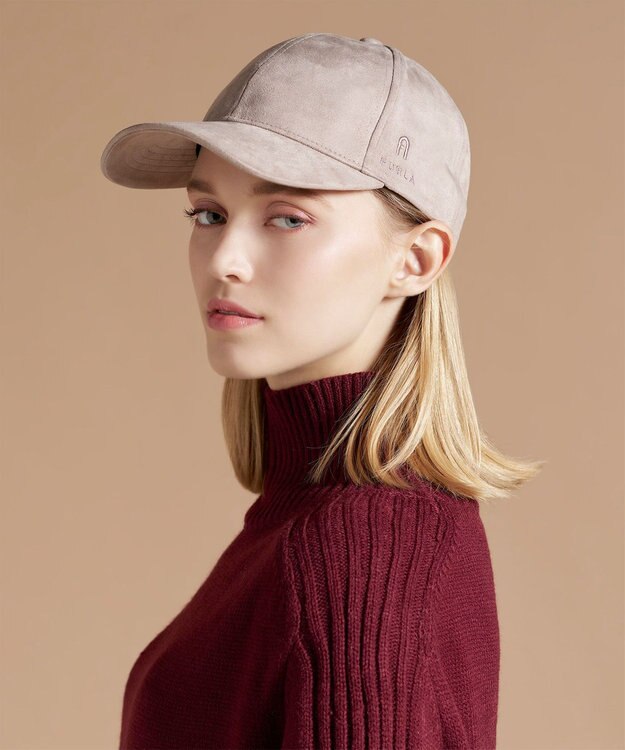 MOONBAT FURLA(フルラ)横刺繍スエード キャップ UVカット ベージュ