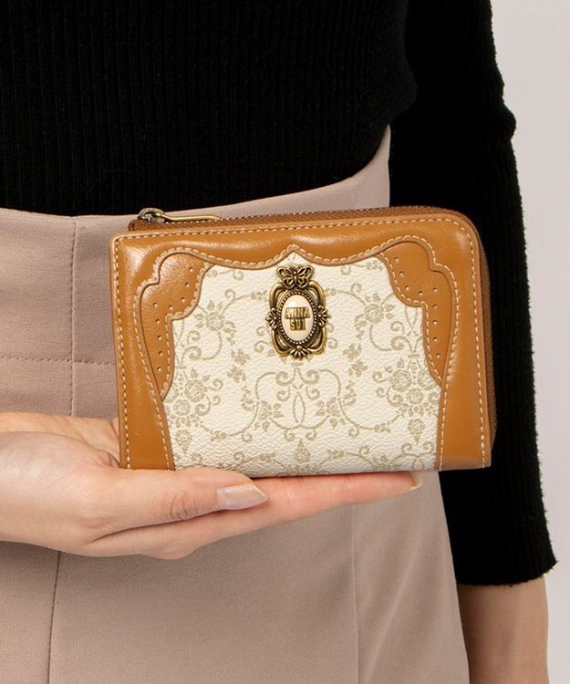 ANNA SUI リーブル マルチケース ベージュ