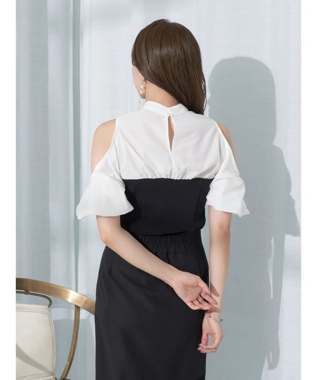 earth music&ecology オープンショルダードッキングプルオーバー Ivory